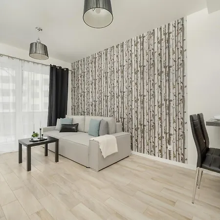 Quiet With Balcony Zakladowa By Renters Lejlighed