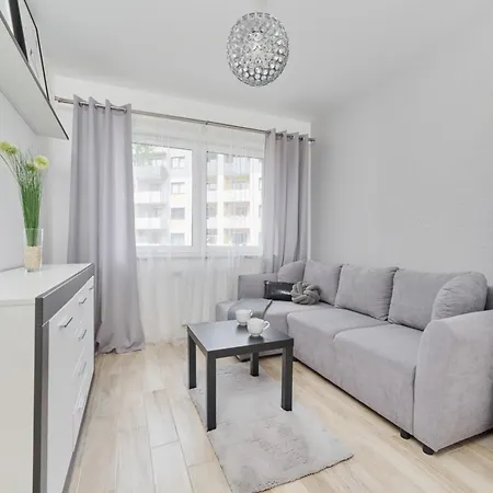 Quiet With Balcony Zakladowa By Renters *