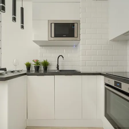 Apartmán Quiet With Balcony Zakladowa By Renters Vratislav