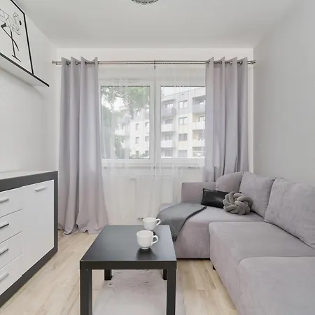 Quiet With Balcony Zakladowa By Renters * Wroclaw